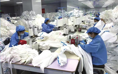 譽誠公司工人全力以赴趕訂單，市場推廣宣傳助力品牌騰飛